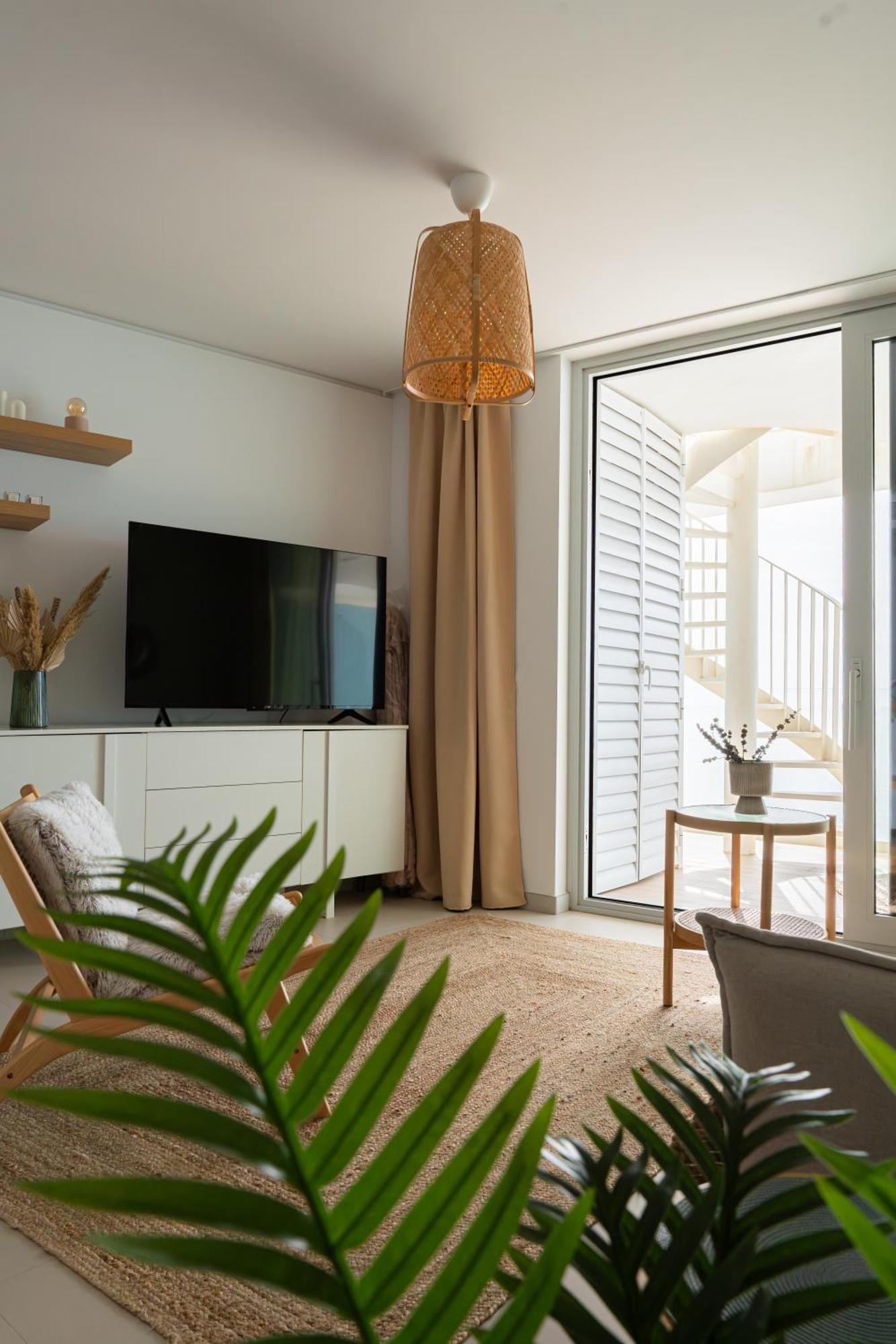 شقة Panoramic Seaview Penthouse The Wave فوينخيرولا المظهر الخارجي الصورة