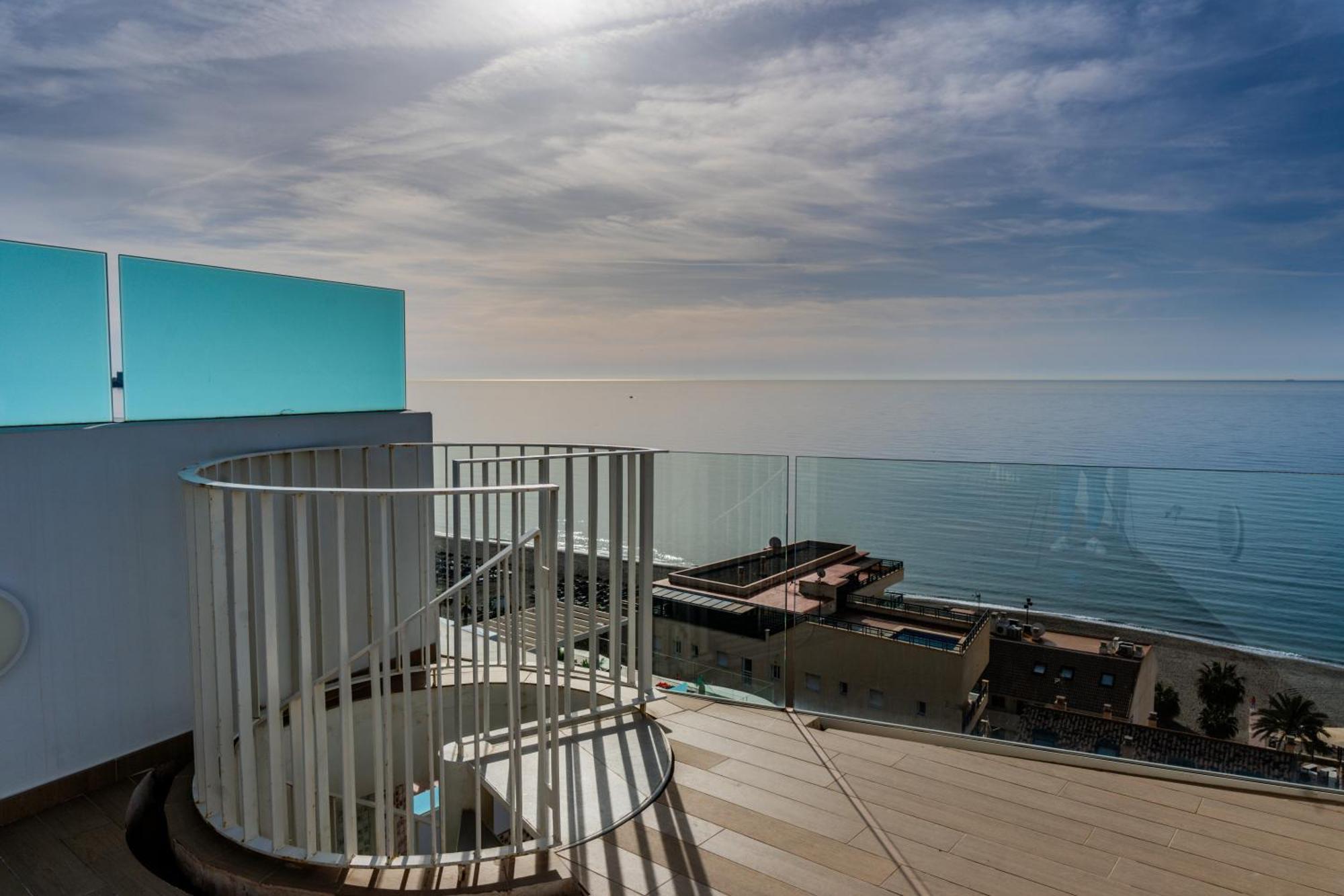شقة Panoramic Seaview Penthouse The Wave فوينخيرولا المظهر الخارجي الصورة